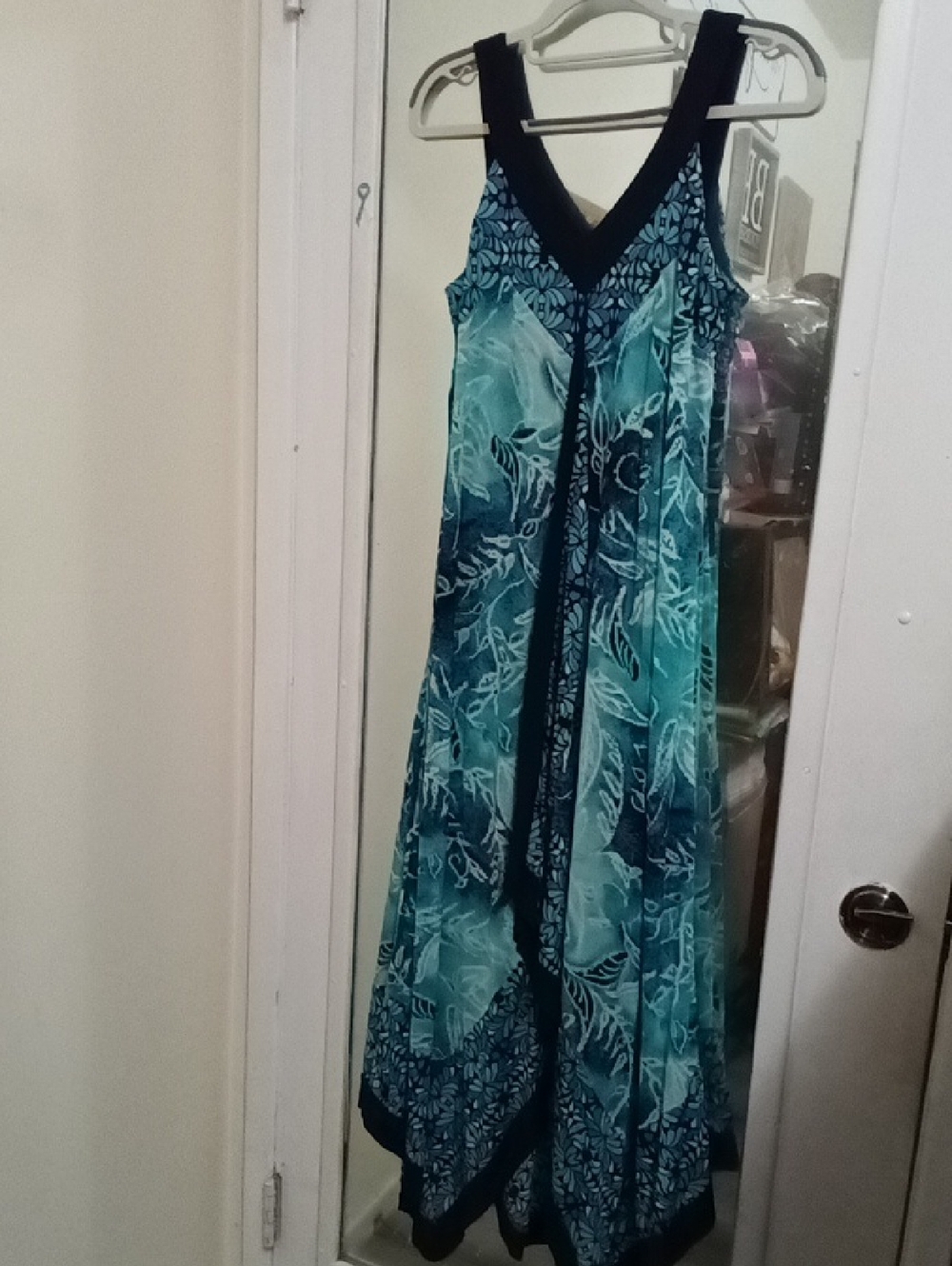 STYLE & CO. Sleeveless V-Neck Maxi Dress in Beautiful Aqua & Navy